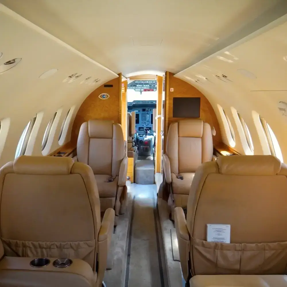 HAWKER 750 | TK-ORK 1