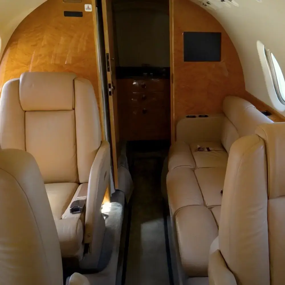 HAWKER 750 | TK-ORK 3