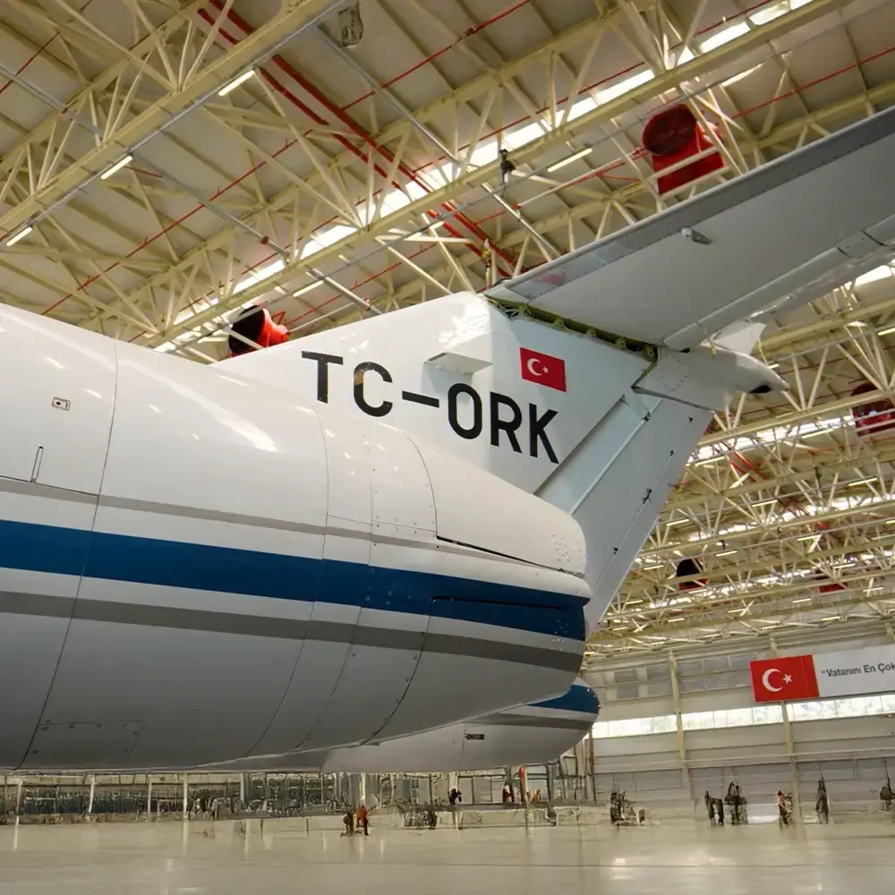 HAWKER 750 | TK-ORK 5